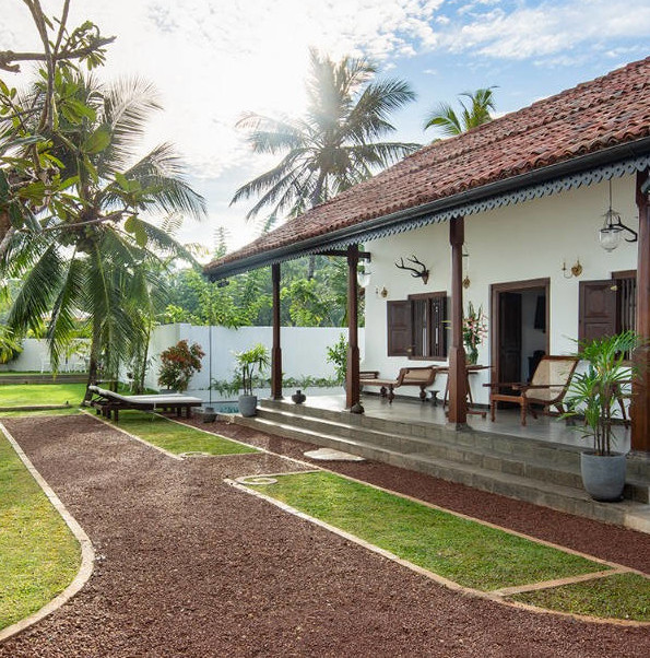 villa property view from outside